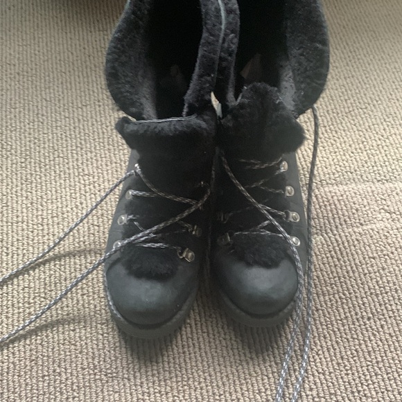 J.crew faux shearling lined hiker/winter boot - Picture 4 of 10